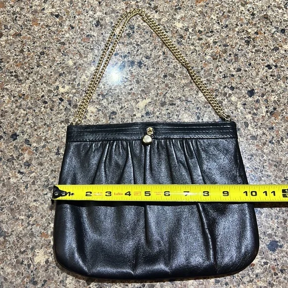 VINTAGE 1950’s ANDE Black genuine Leather handbag, Gold chain strap - Picture 2 of 9